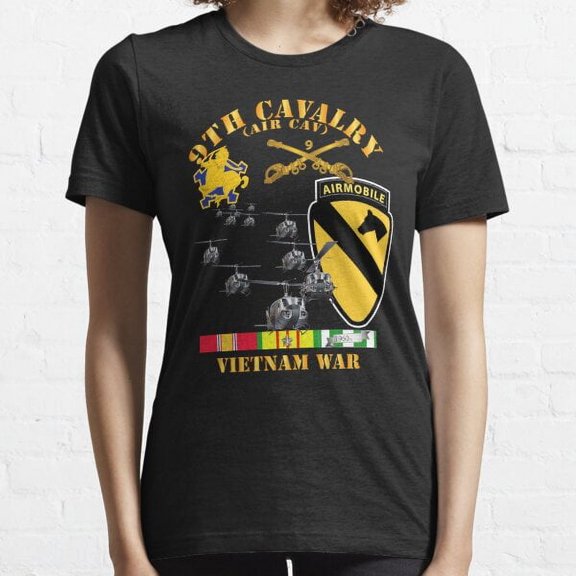 9Th Cavalry (Air Cav) 1St Cav Division W Svc Essential T-shirt