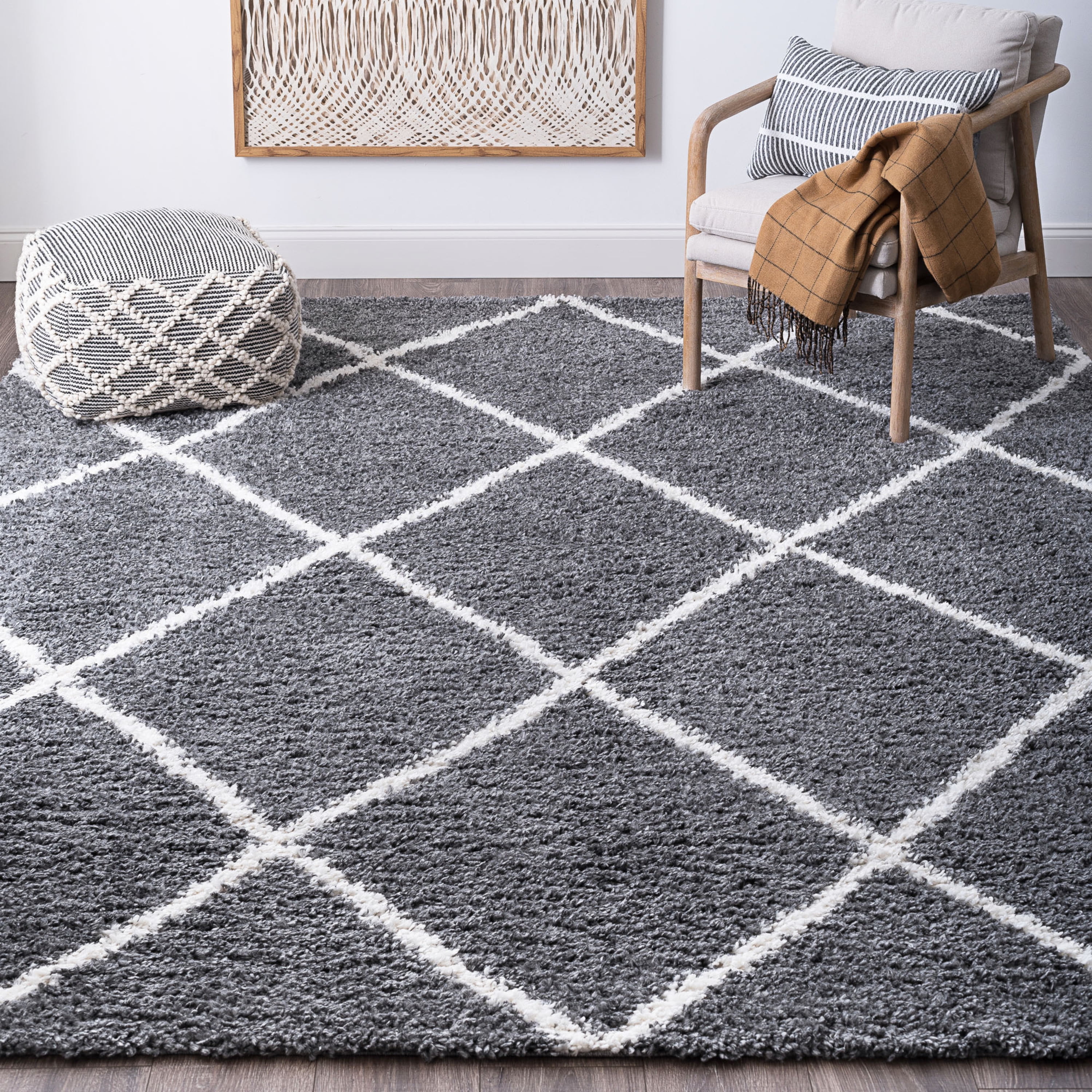 Bliss Rugs Transitional Diamond 8'9'' x 12'2'' Gray and White Polypropylene Indoor Area Rug, 8'9'' x 12'2''