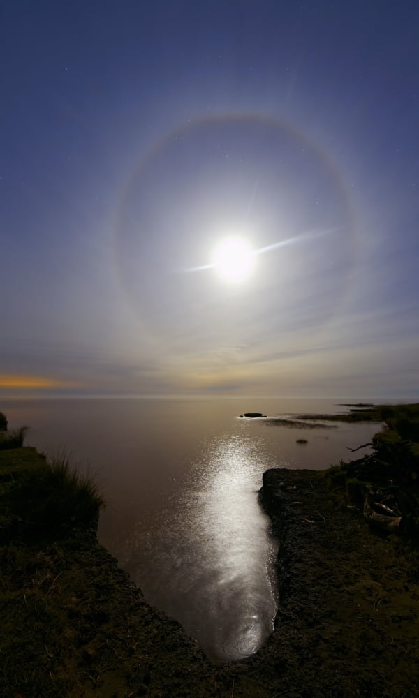 A 22 degrees halo around the 2013 supermoon Canvas Art - Luis ArgerichStocktrek Images (11 x 18)