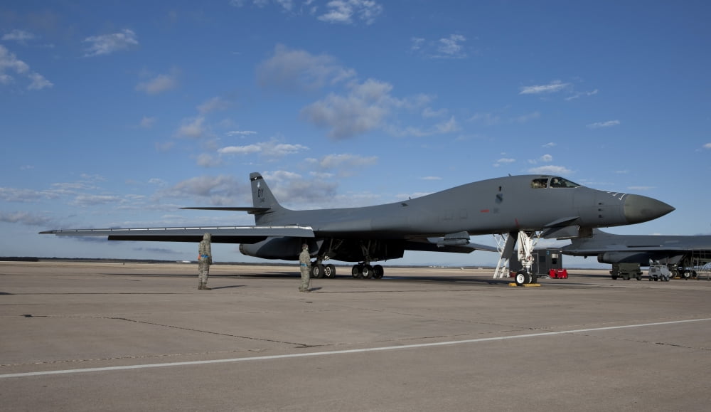 A B-1B Lancer goes through pre-flight checks at Dyess Air Force Base Texas Canvas Art - HIGH-G ProductionsStocktrek Images (19 x 11)