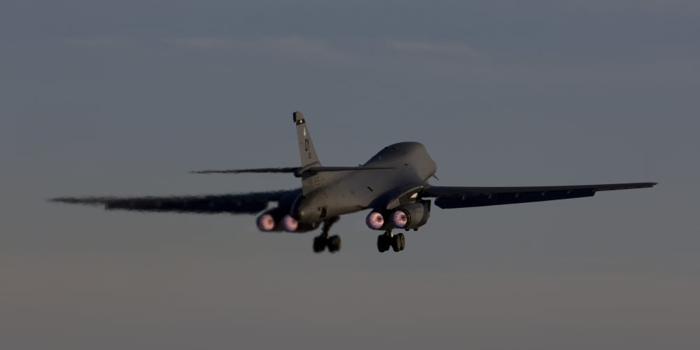A B-1B Lancer takes off from Dyess Air Force Base Texas Canvas Art - HIGH-G ProductionsStocktrek Images (20 x 10)