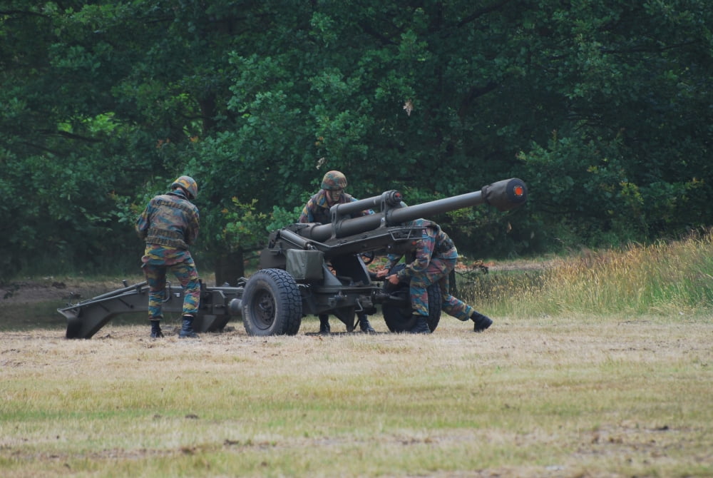 A Belgian artillery unit setting up the LG1 105 mm30-calibre towed howitzer Canvas Art - Luc De JaegerStocktrek Images (17 x 12)