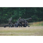 A Belgian artillery unit setting up the LG1 105 mm30-calibre towed howitzer Canvas Art - Luc De JaegerStocktrek Images 17 x 12