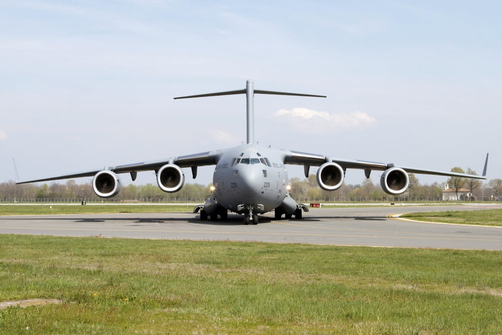 A Boeing C-17 Globemaster III of the Royal Air Force Canvas Art - Luca NicolottiStocktrek Images (17 x 12)