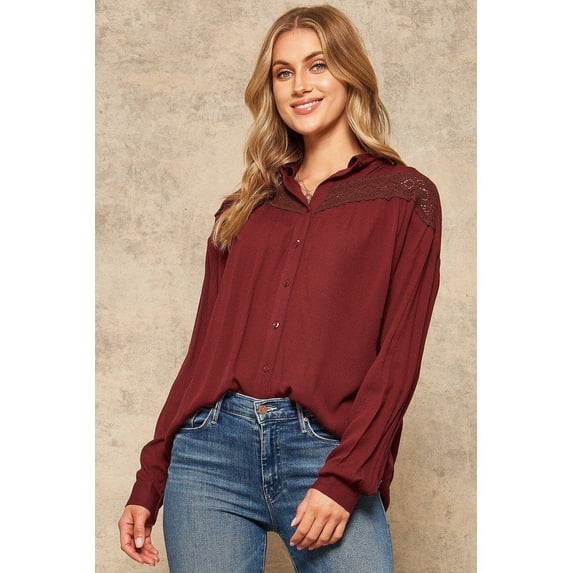 A Crinkled Woven Shirt Featuring Basic Collar L