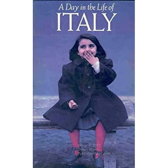 Pre-Owned A Day in the Life of Italy: Photographed by 100 of the World's Leading Photojournalists on One Day, April 27, 1990 (Day in the Life Photography Series) (Hardcover) 0002157292 9780002157292