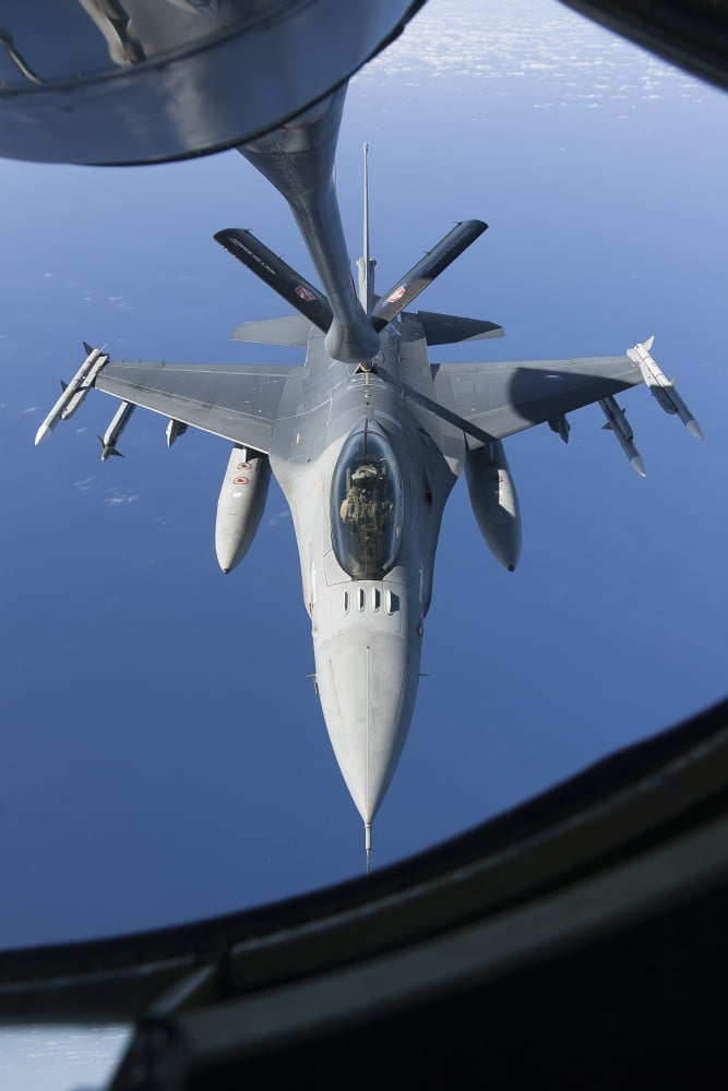 A Dutch F-16AM conducts in-flight refueling Canvas Art - Gert KromhoutStocktrek Images (12 x 18)