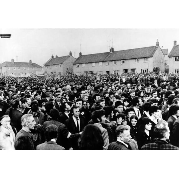 A General View Of Irish Demonstrators In The Derrybeg Housing Estate In Newry History (24 x 18)