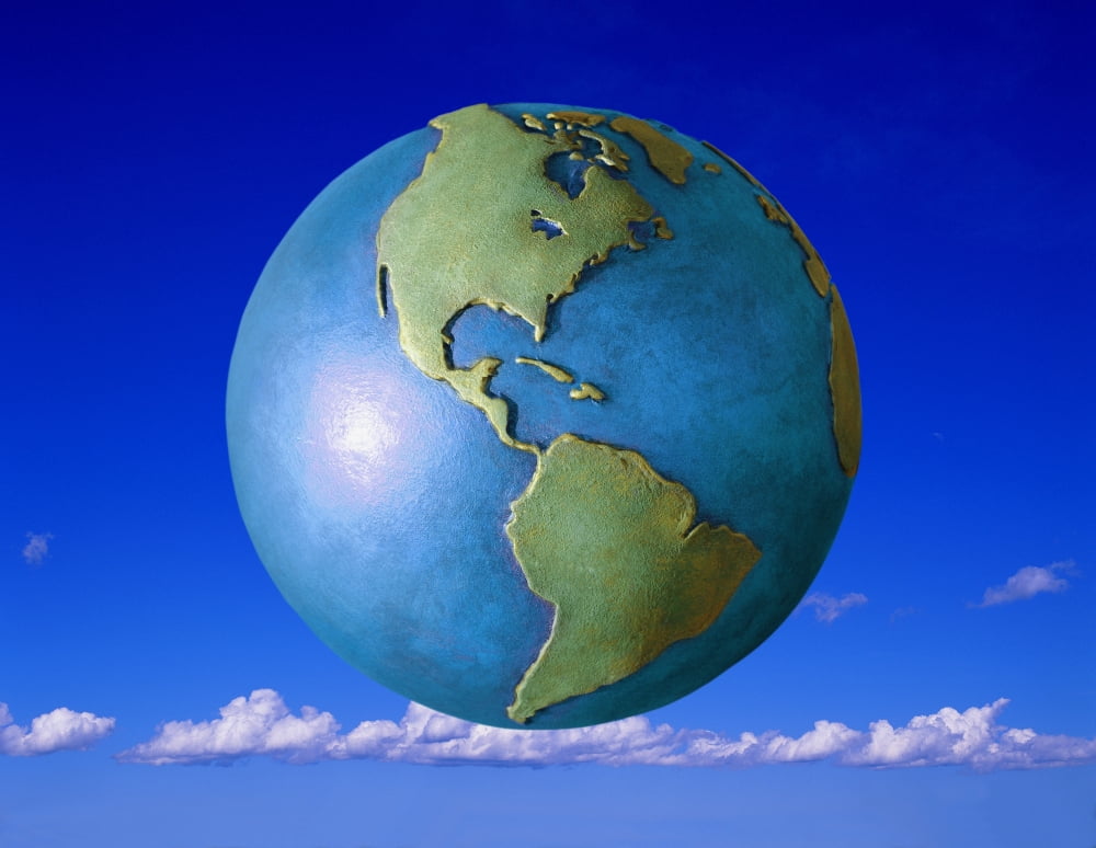 A Globe In The Sky Canvas Art - Don Hammond Design Pics (15 x 12)
