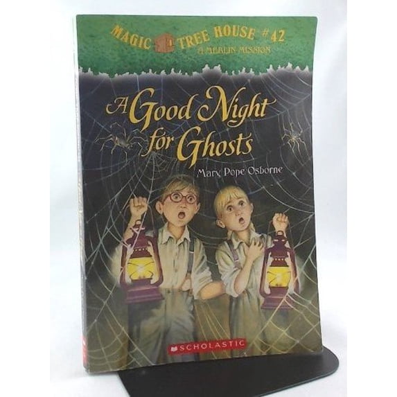 Pre-Owned A Good Night for Ghosts (Magic Tree House #42) Paperback