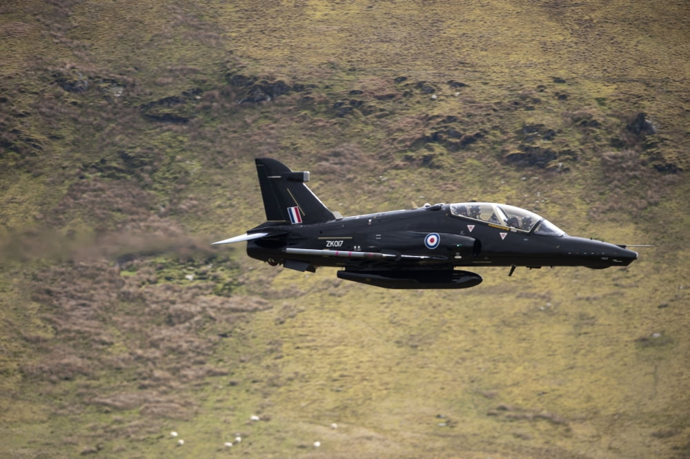 A Hawk T2 jet trainer aircraft of the Royal Air Force Canvas Art - Andrew ChittockStocktrek Images (35 x 23)