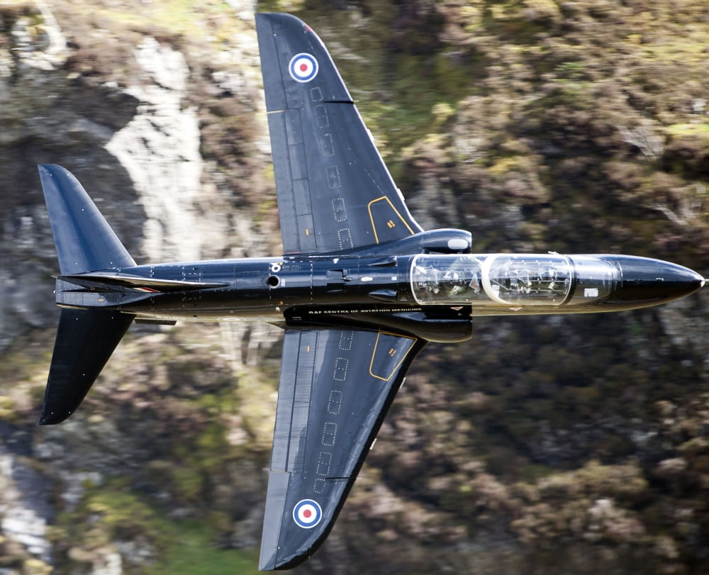 A Hawk jet trainer aircraft of the Royal Air Force Canvas Art - Andrew ChittockStocktrek Images (16 x 13)