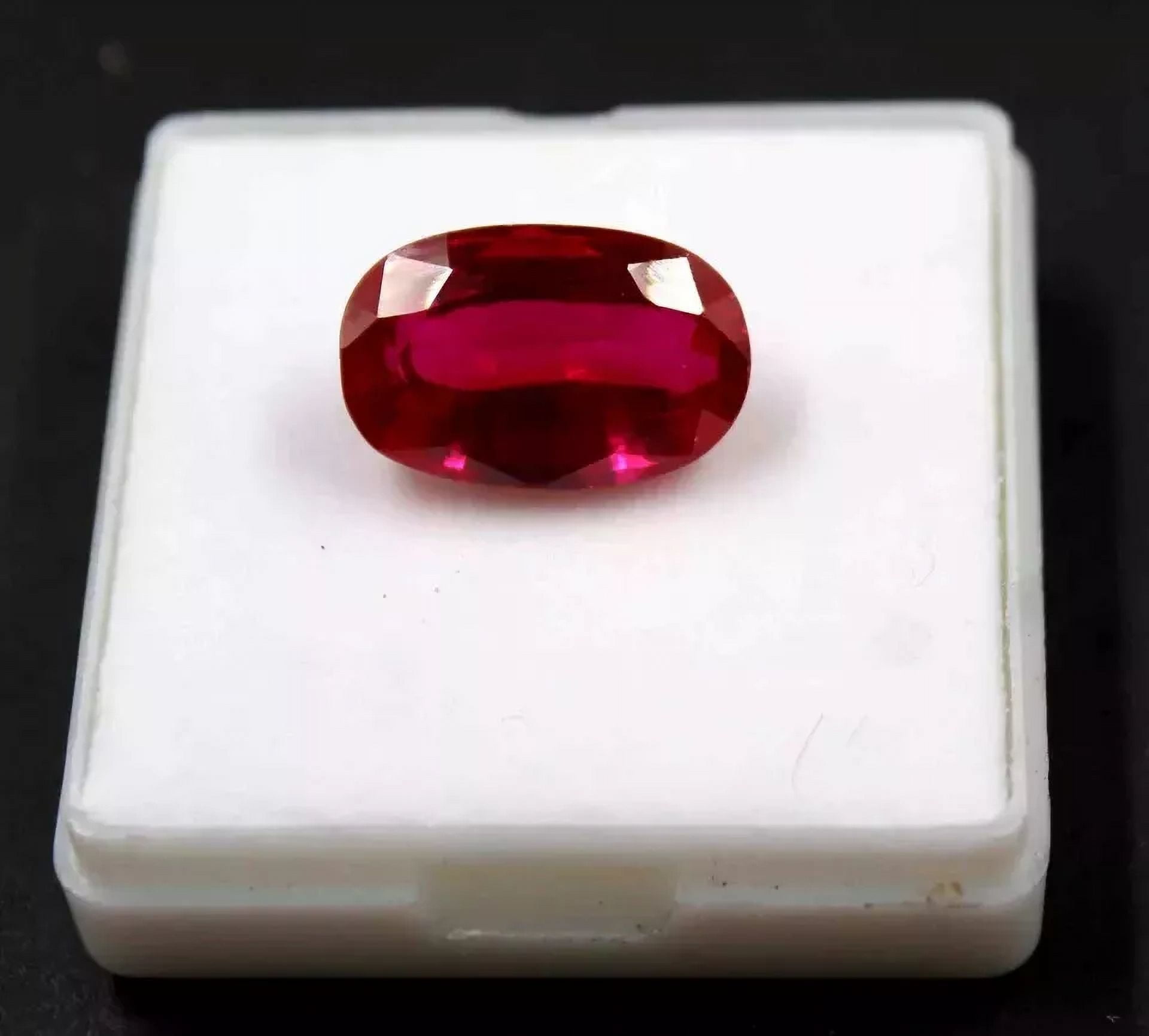 A High-Quality Burmese Oval Ruby - 11.00 Carat Pigeon Blood Loose Gemstone
