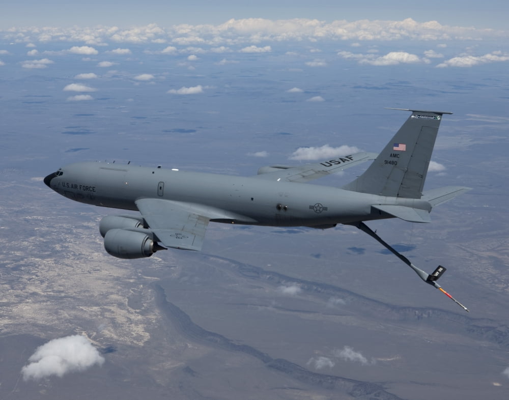 A KC-135R Stratotanker over central Oregon Canvas Art - HIGH-G ProductionsStocktrek Images (33 x 26)