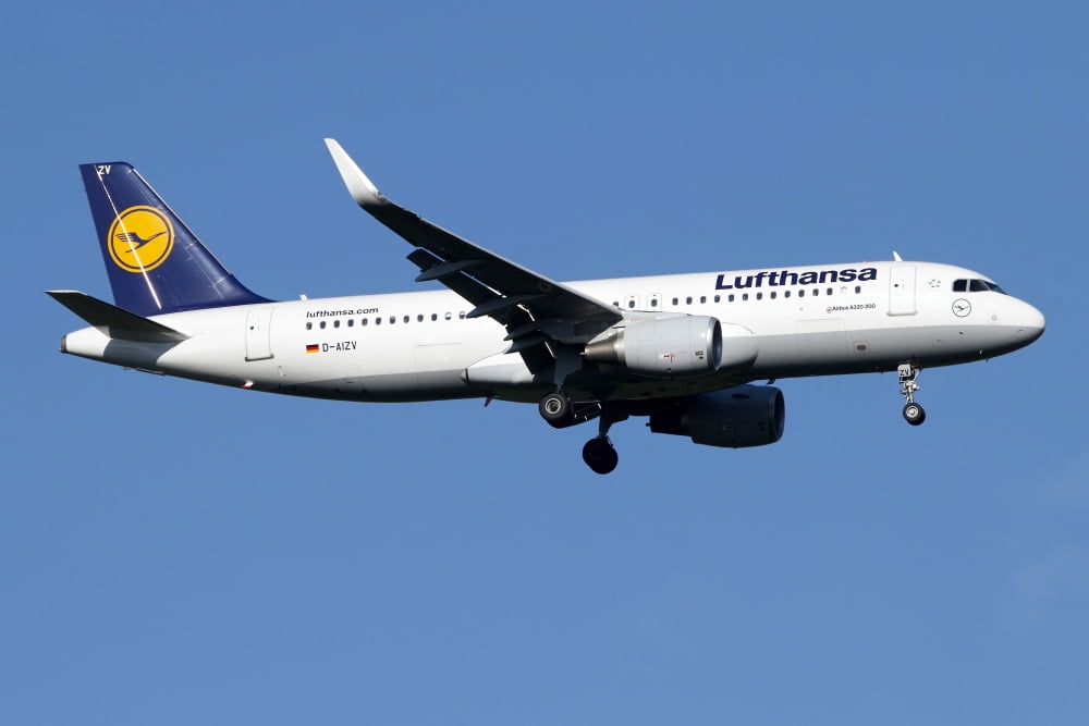 A Lufthansa Airbus A320-200 sharklet Canvas Art - Luca NicolottiStocktrek Images (18 x 12)