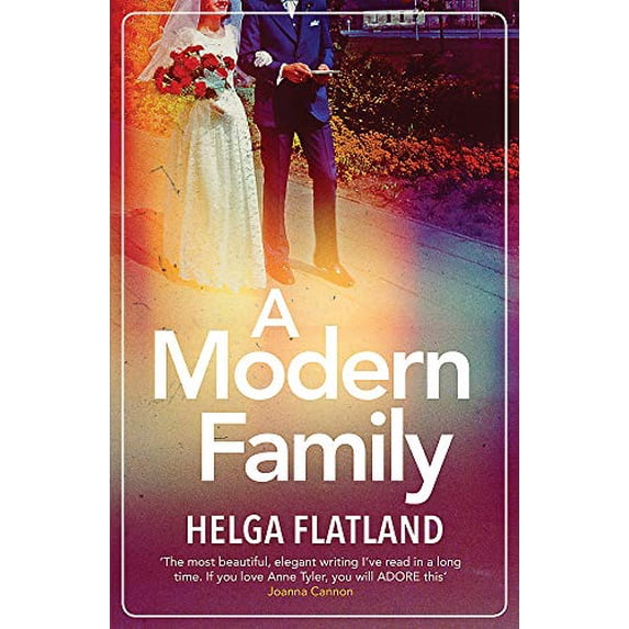 Pre-Owned A Modern Family (Paperback) 1912374455 9781912374458