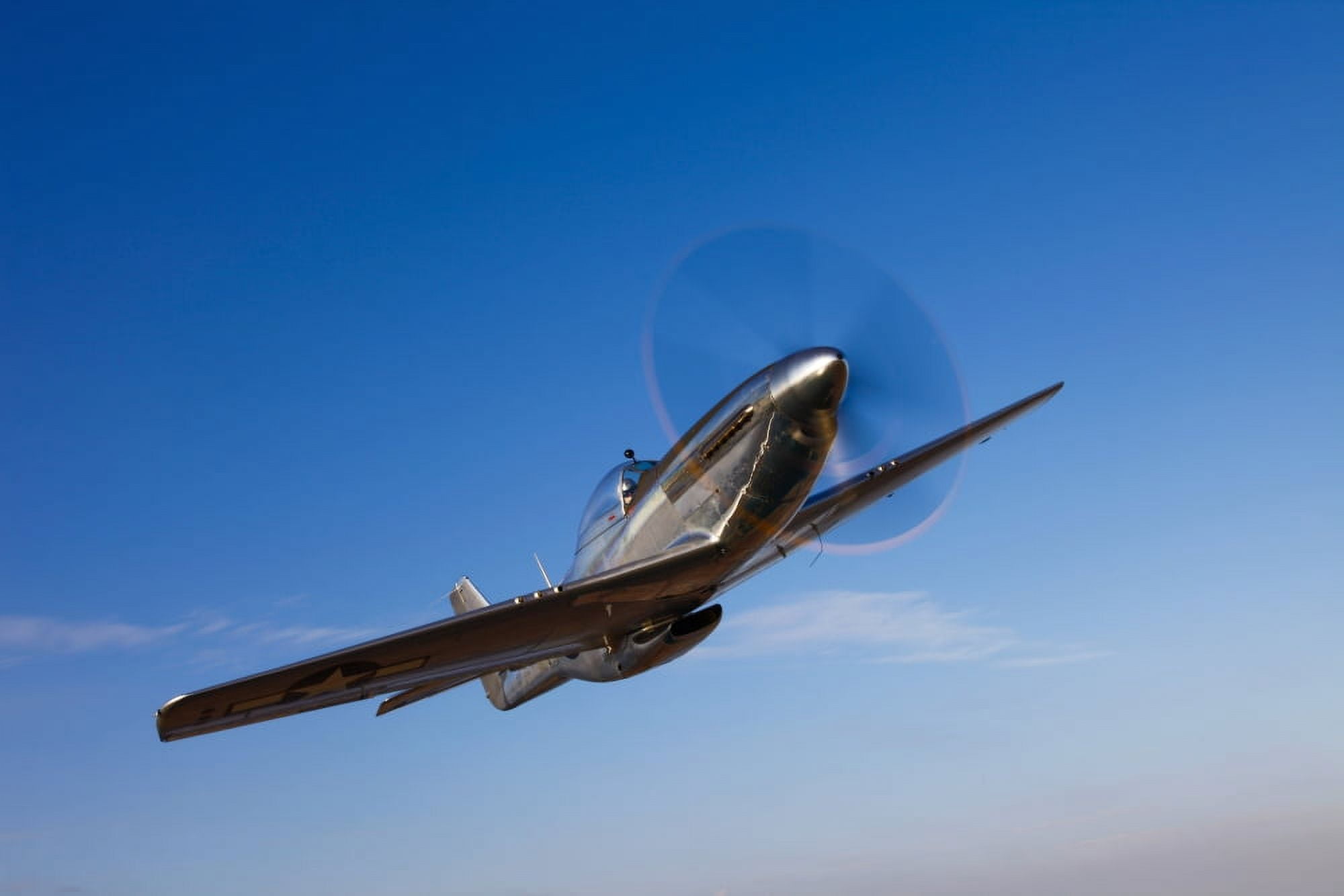 A P-51D Mustang in flight Canvas Art - Scott GermainStocktrek Images (18 x 12)