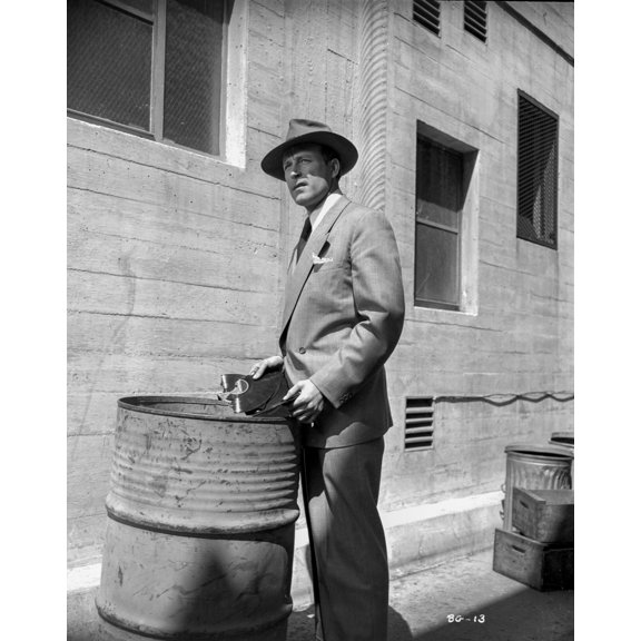 A Portrait From Bodyguard Photo Print (24 x 30)