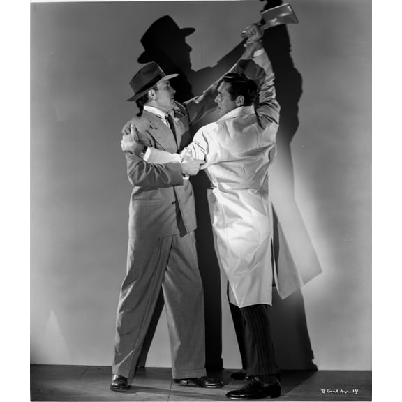 A Portrait From Bodyguard Photo Print (24 x 30)