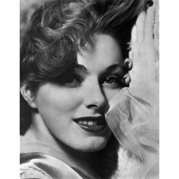 A Portrait Of Eleanor Parker Photo Print (24 x 30)