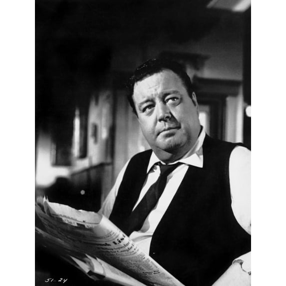 A Portrait Of Jackie Gleason Photo Print (24 x 30)
