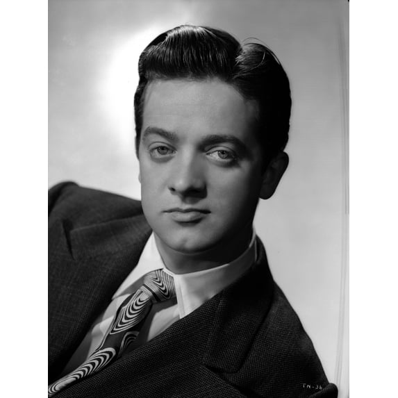 A Portrait Of Lloyd Nolan Photo Print (8 x 10)