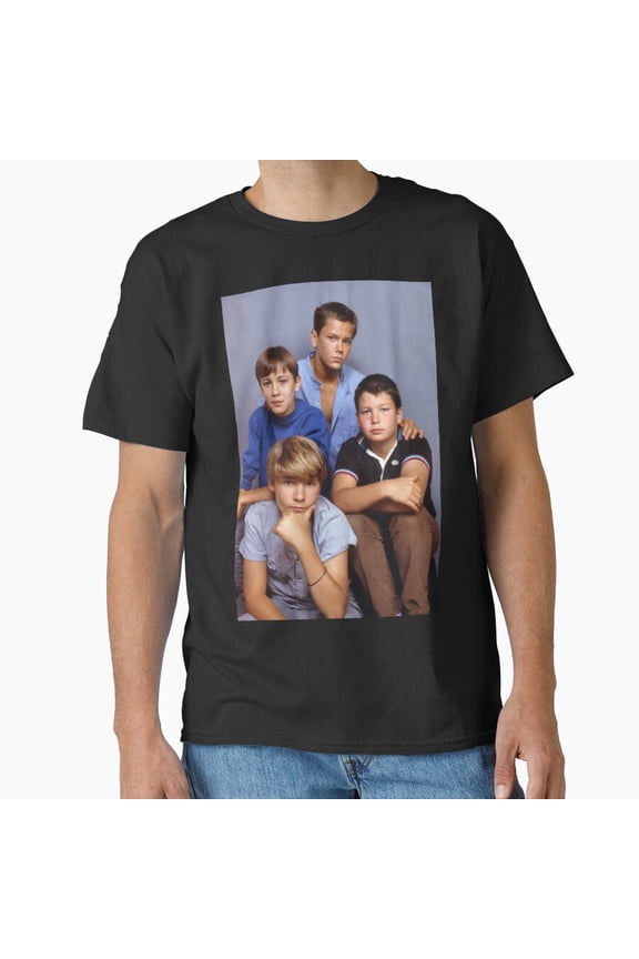 A Portrait Of The Cast From The Vintage Movie Stand By Me Fan Wall Art G11384 Unisex T-Shirt, Up to Size 5XL
