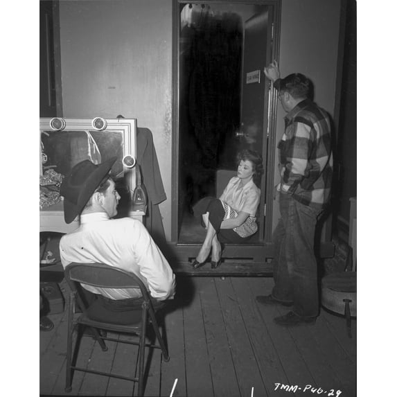 A Scene From the Lusty Men Photo Print (8 x 10)