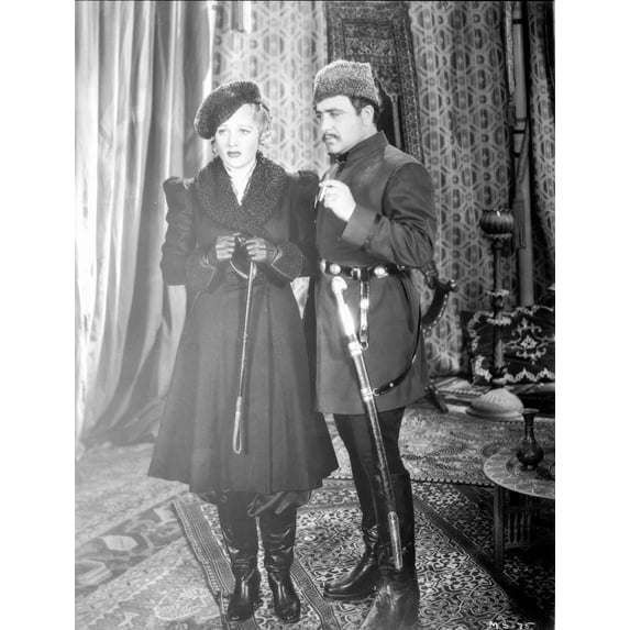A Scene From the Soldier And the Lady Photo Print (8 x 10)