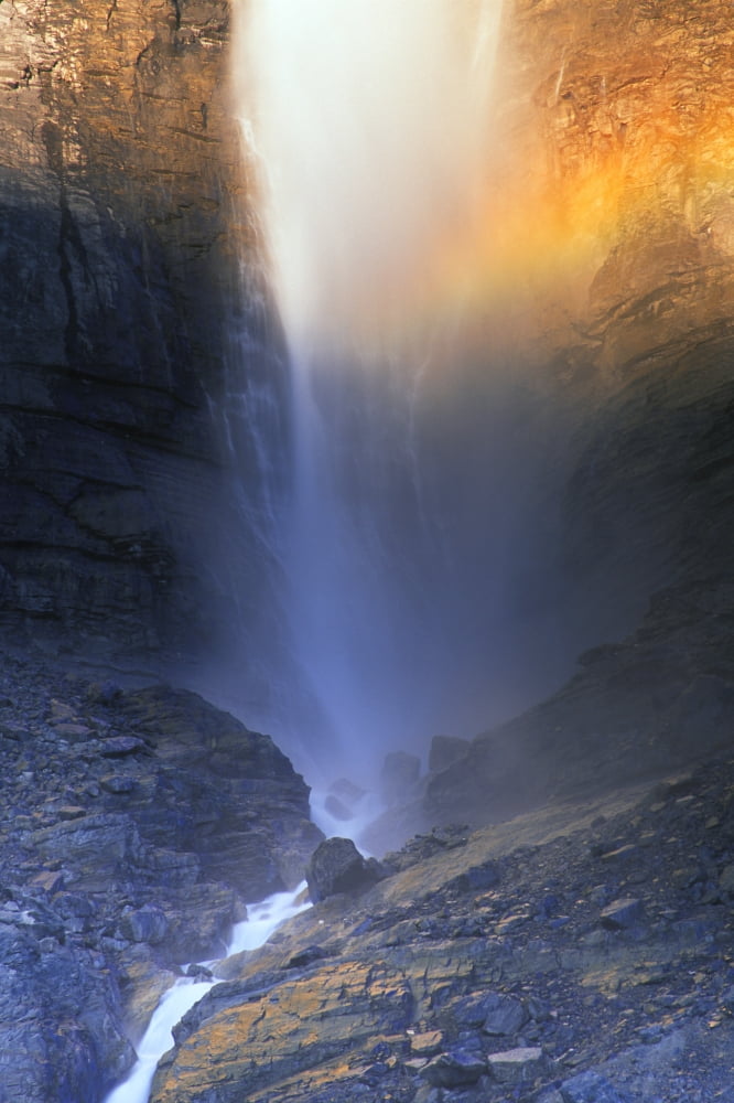 A Scenic Waterfall Takakkaw Falls Yoho National Park British Columbia Canvas Art - Carson Ganci Design Pics (11 x 17)