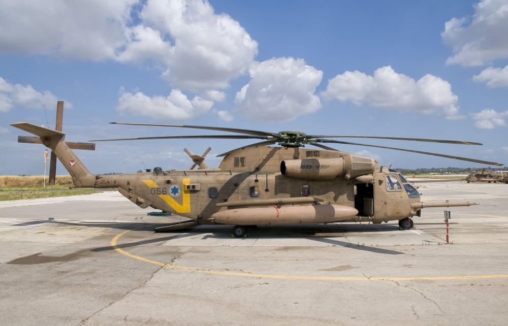 A Sikorsky CH-53 Yasur of the Israeli Air Force Canvas Art - Giovanni CollaStocktrek Images (18 x 12)