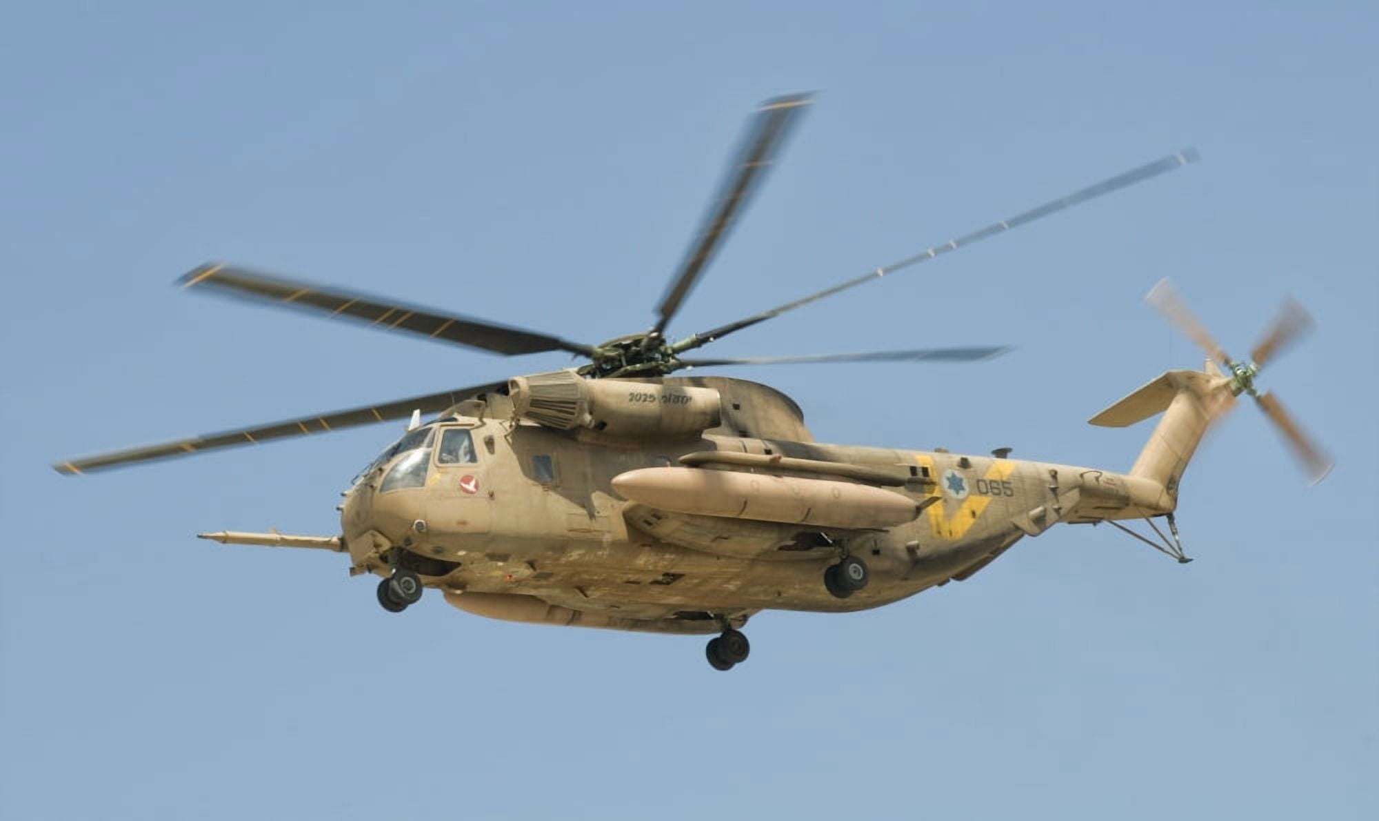 A Sikorsky CH-53 Yasur of the Israeli Air Force in flight Canvas Art - Giovanni CollaStocktrek Images (18 x 11)