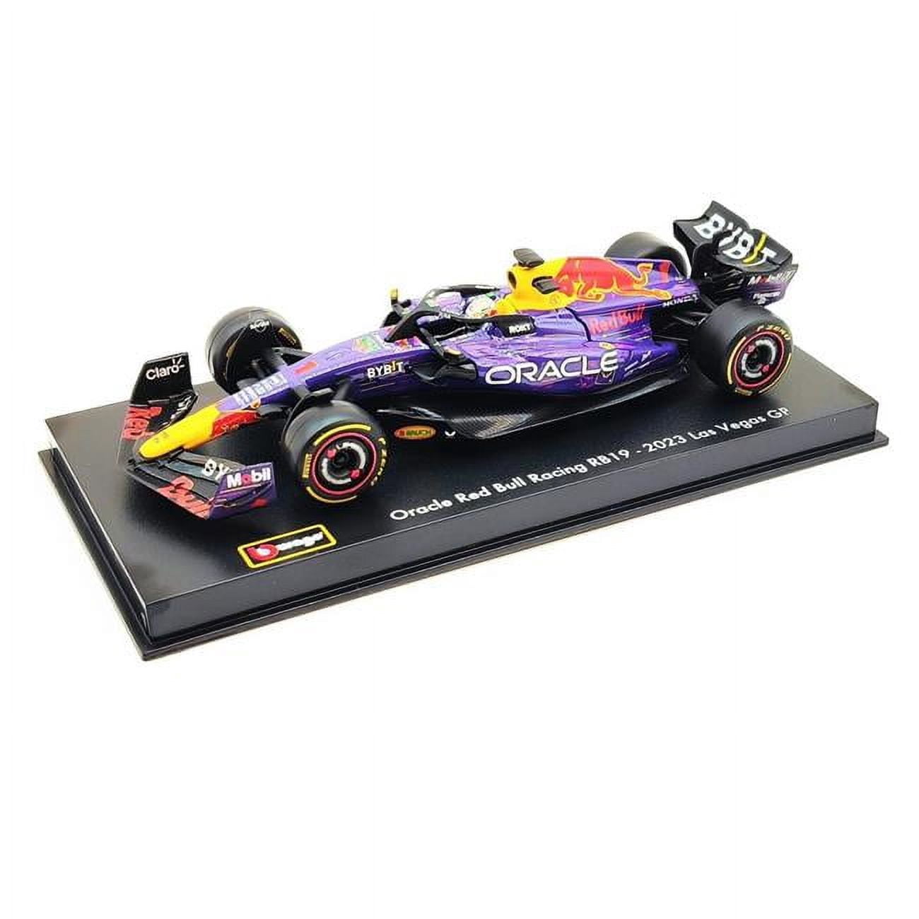 1:43 Scale 2024 F1 RB20 Red Bull Racing Diecast Model Car Playset - Max Verstappen & Sergio Perez With Repair Station