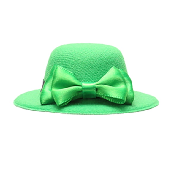 A St Patricks Day Wine Stopper Decoration Venue Layout Props Plastic Food Grade Bottle Stopper With Shamrocks Theme for Wine Champagne Or Spirits