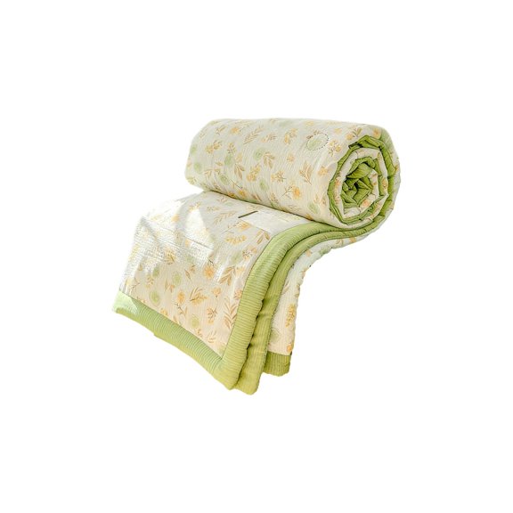A Summer Quilt With Lightweight Polyester Material Double Layer Design And Machine Washable For Air Conditioner Room And Home Use 78.74X59.06In 2.2Lb