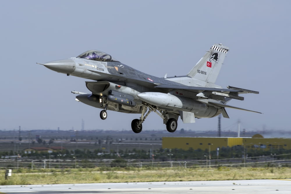 A Turkish Air Force F-16C Fighting Falcon in midair Canvas Art - Daniele FaccioliStocktrek Images (34 x 23)