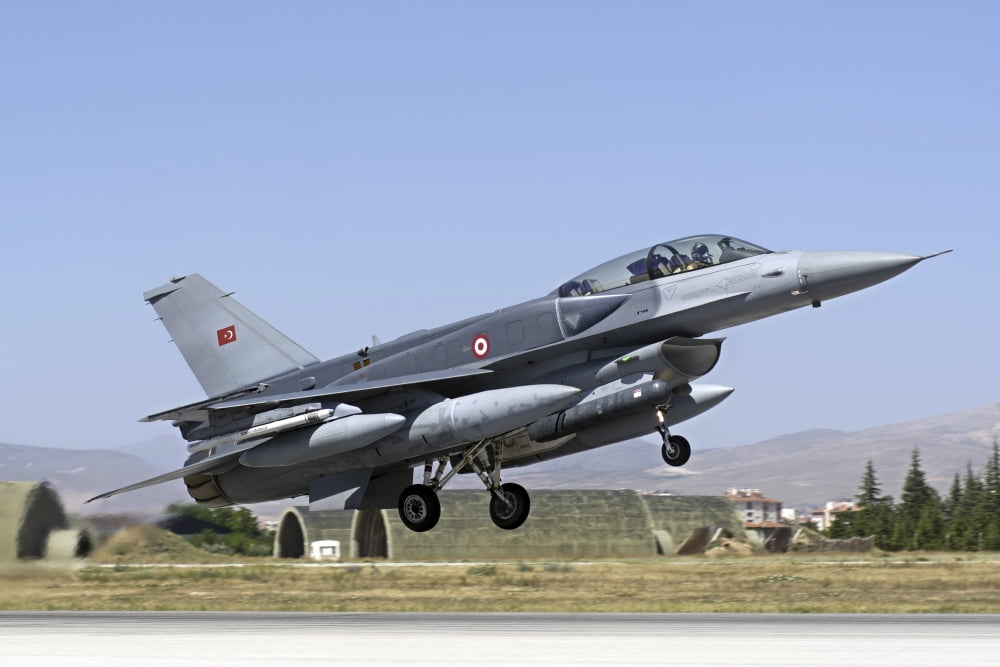 A Turkish Air Force F-16D Block 50 Fighting Falcon Canvas Art - Daniele FaccioliStocktrek Images (34 x 23)