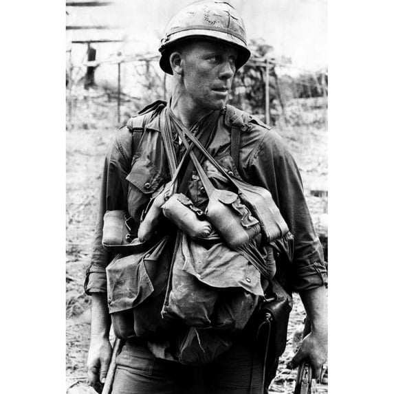 A U.S. Soldier With The U.S. 1St Cavalry History (18 x 24)