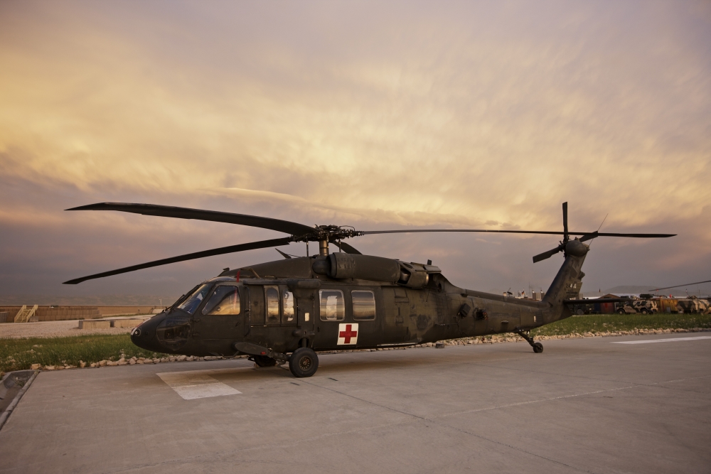 A UH-60L Black Hawk medevac helicopter Canvas Art - Terry MooreStocktrek Images (18 x 12)
