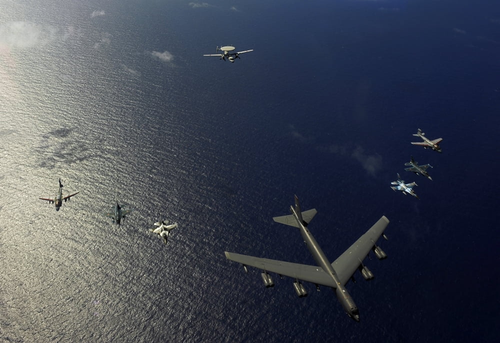 A US Air Force B-52 Stratofortress aircraft leads a formation of aircraft Canvas Art - Stocktrek Images (34 x 24)