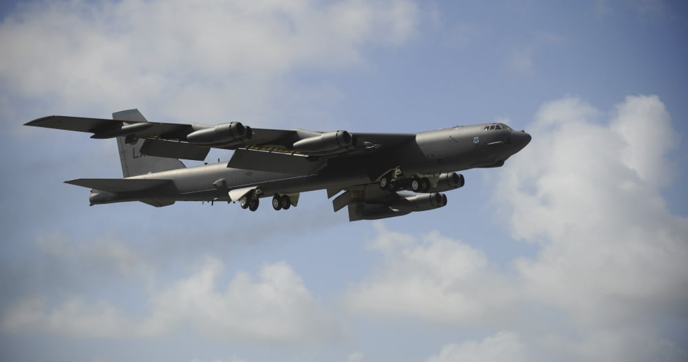 A US Air Force B-52 Stratofortress in flight Canvas Art - Stocktrek Images (38 x 20)