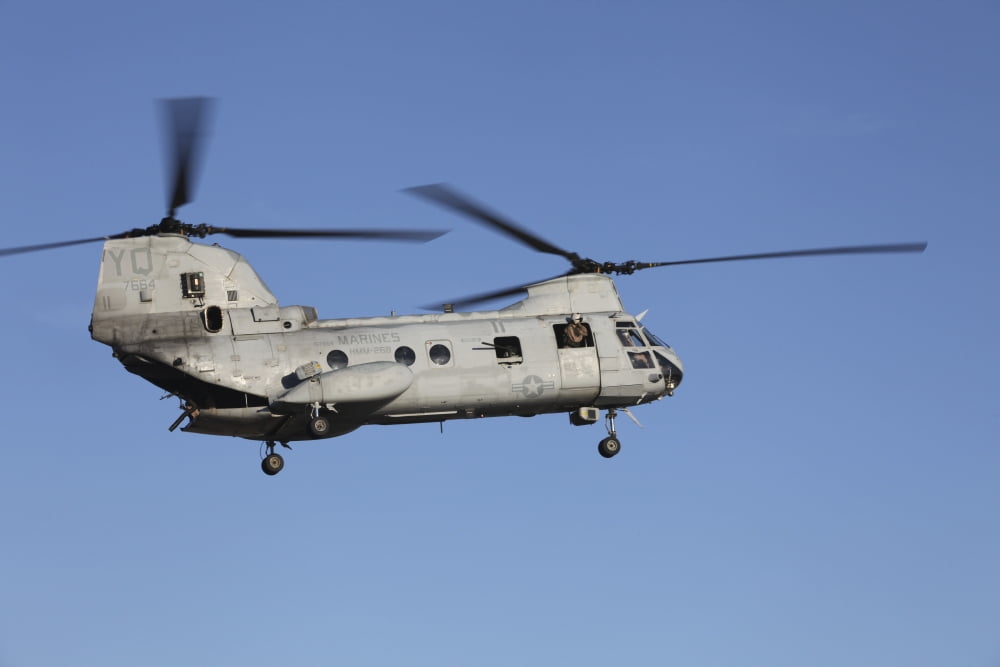A US Marine Corps CH-53 Sea Stallion helicopter Canvas Art - Stocktrek Images (35 x 23)