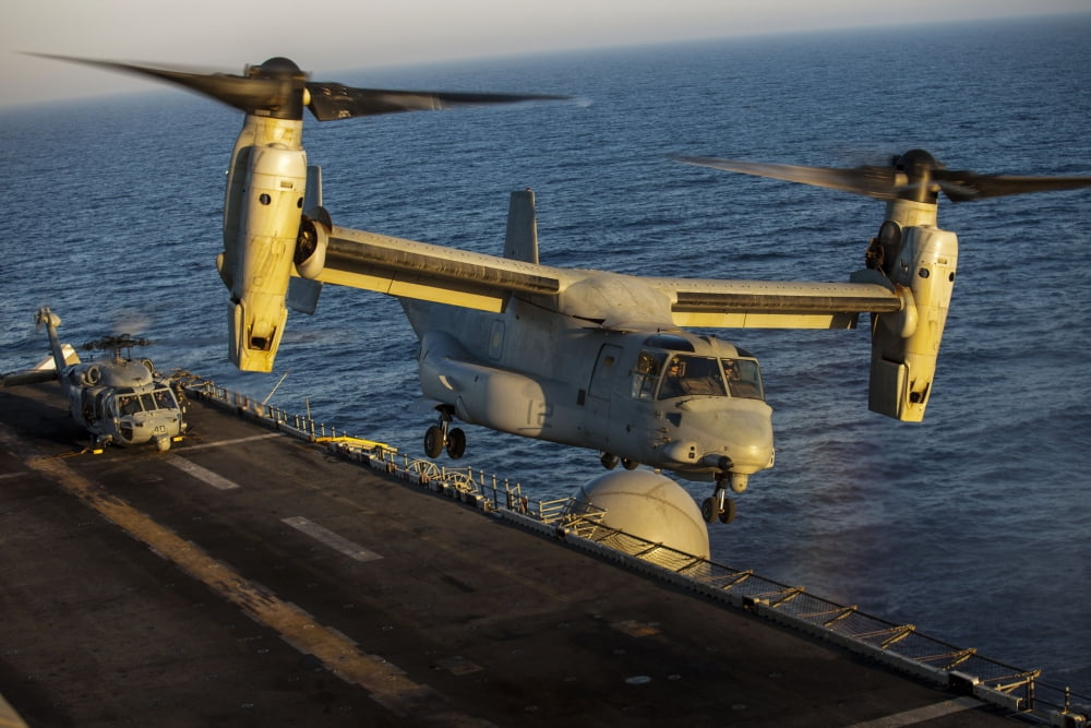 A US Marine Corps MV-22B Osprey lands on USS Kearsarge Canvas Art - Stocktrek Images (35 x 23)