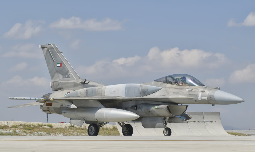 A United Arab Emirates Air Force F-16 Block 52 taxiing Canvas Art - Giovanni CollaStocktrek Images (18 x 11)