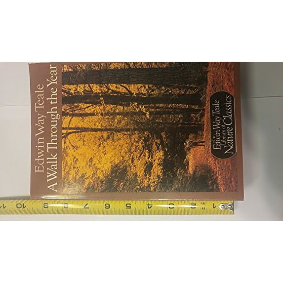 Pre-Owned A Walk Through the Year (Paperback) 0396090206 9780396090205