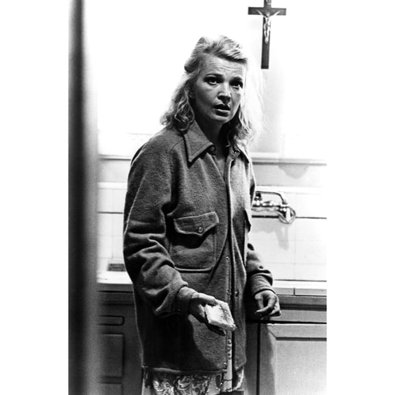 A Woman Under The Influence Photo Print (16 x 20)
