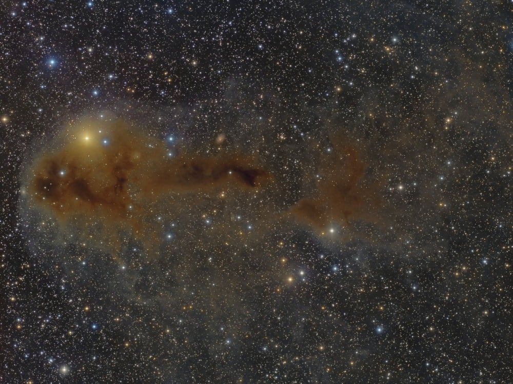 A dark nebula in Cepheus Canvas Art - Roberto ColombariStocktrek Images (16 x 12)