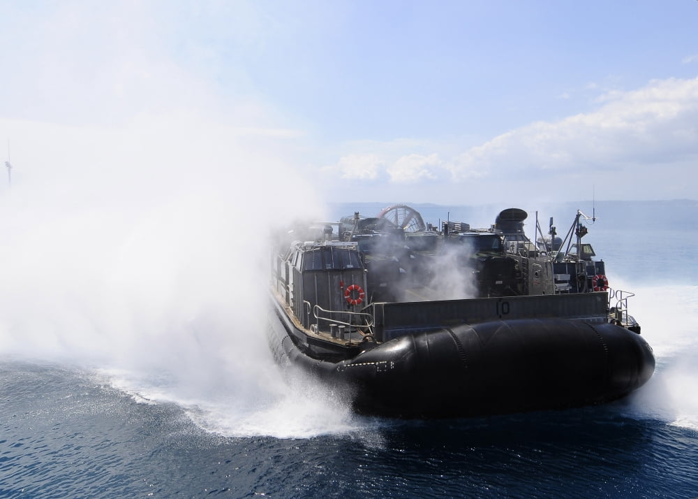 A landing craft air cushion travels at high speed off the coast of Okinawa Japan Canvas Art - Stocktrek Images (34 x 24)