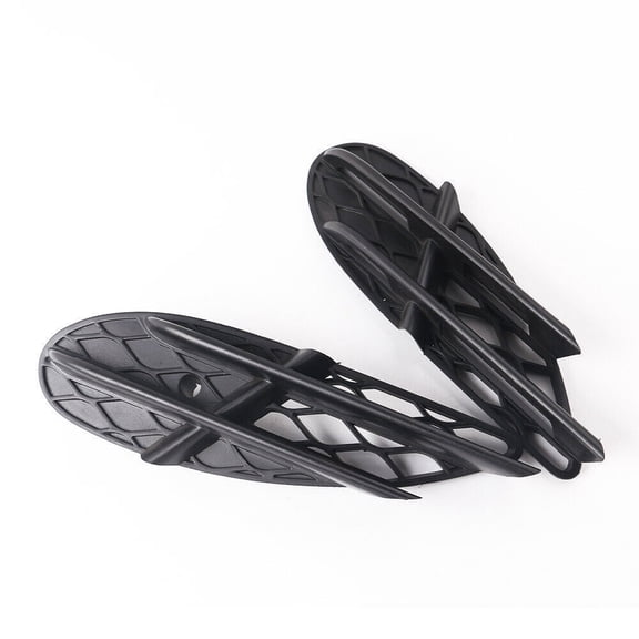 A pair of LH right grip front bumper lower grilles suitable for Mercedes 2003-2006 MB S-Class W220-