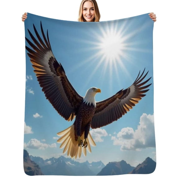 A powerful eagle Flannel Blankets Soft Throw Blanket Winter Travel Office Outdoor Bedspread